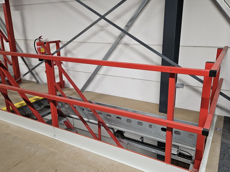 Entresolvloer leuningwerk