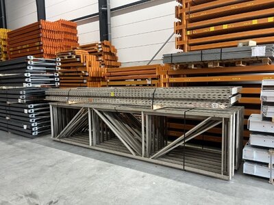 Staander Overtoom 4560x1000x85x50mm grijs