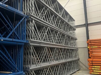 Staander Stow50 10500x1100x120x68mm grijs