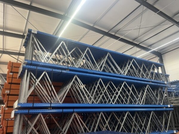 Staander Stow50 7000x1100x120x95mm blauw