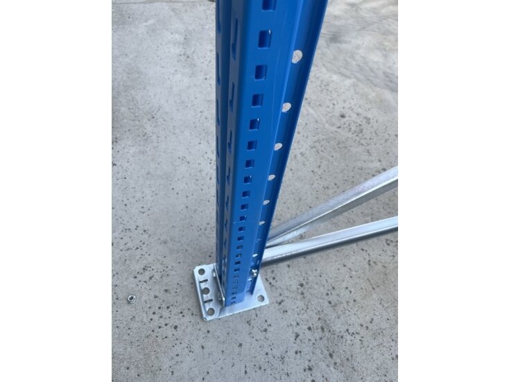 Stow Staander Stow50 6000x1100x85x65mm incl. voormontage - new   Bundel