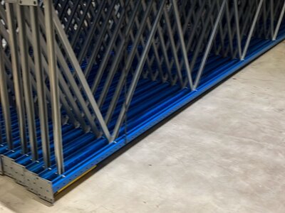 Staander Stow50 10500x1100x100x65mm blauw met stijlbeschermer