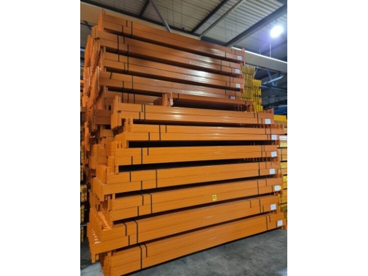 Kimer magazijnstellingen voor duurzame opslag (top)Ligger Kimer 3600x135x50mm oranje