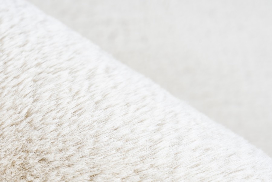 Fluffy Vloerkleed Emotion | Hoogpolig | Zacht | 100% Polyester | Woonkamer/Slaapkamer | Creme
