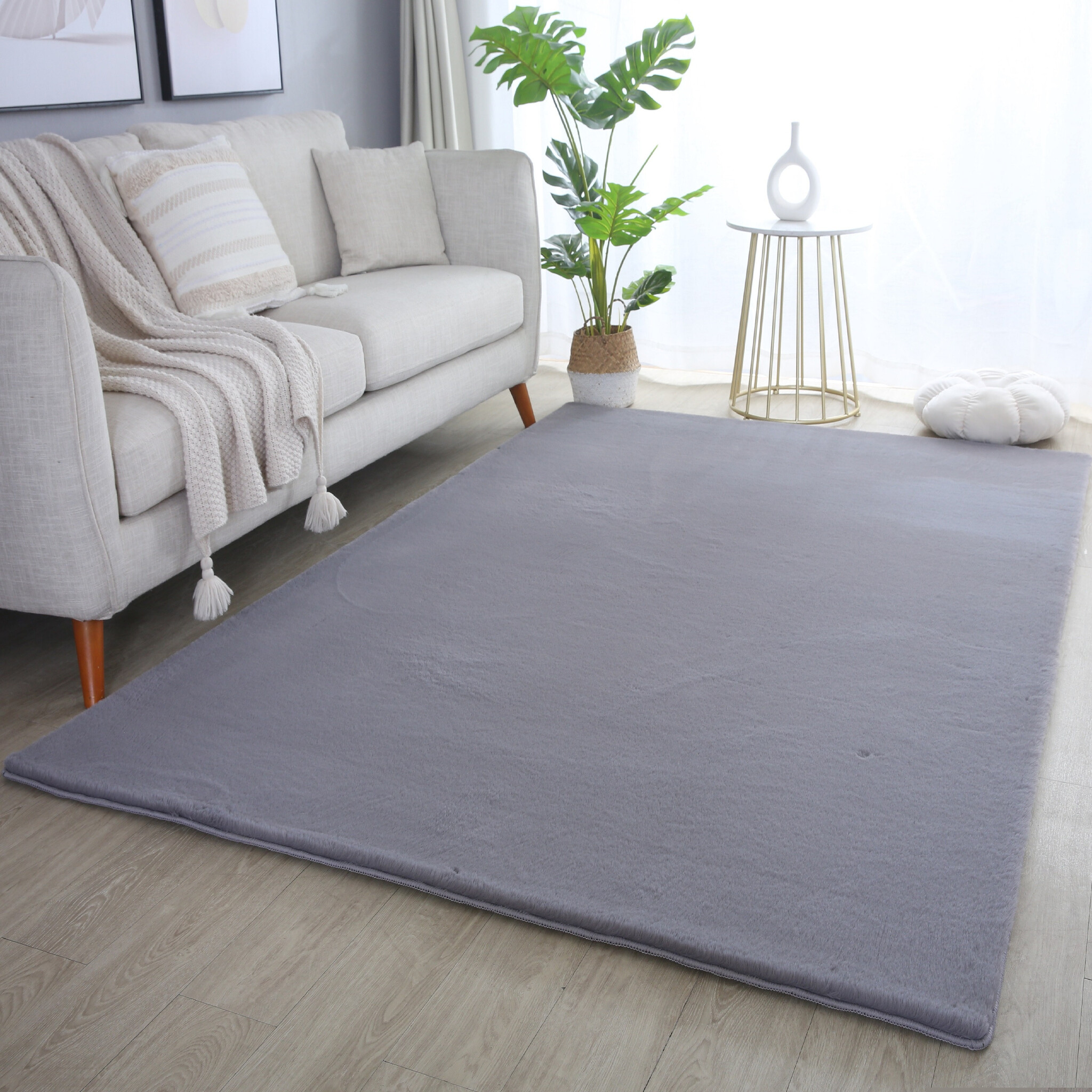 Pouffy Fluffy - Hoogpolig Vloerkleed - Uni Kleur - Grijs - Woonkamer Tapijt - Katoenen Rug