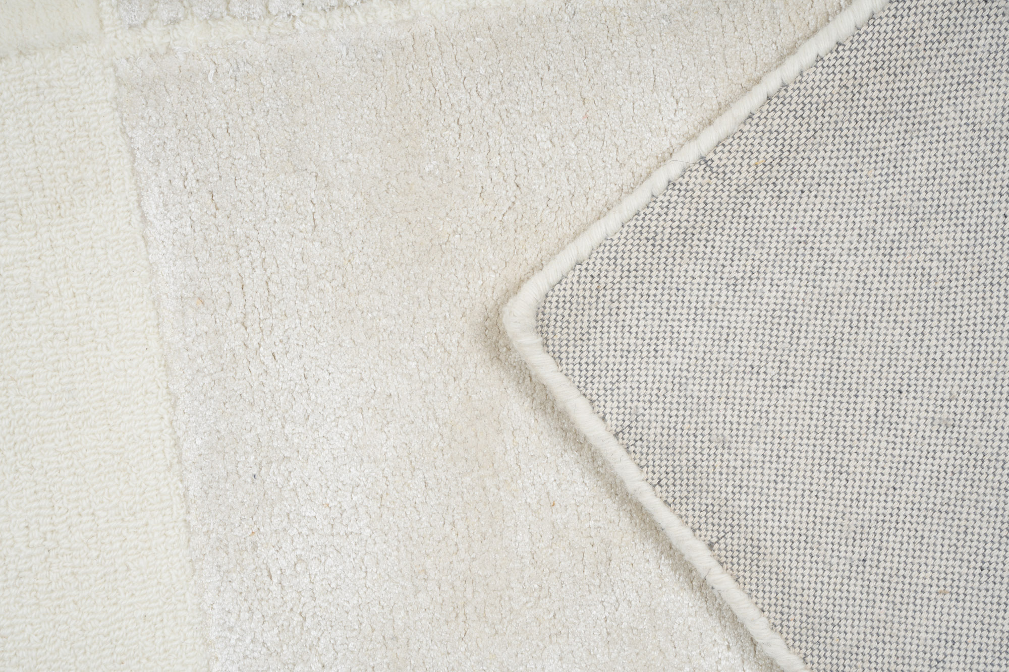 Vloerkleed Scandinavisch Atlas – Luxe Wol / Viscose - Effen Creme Tapijt