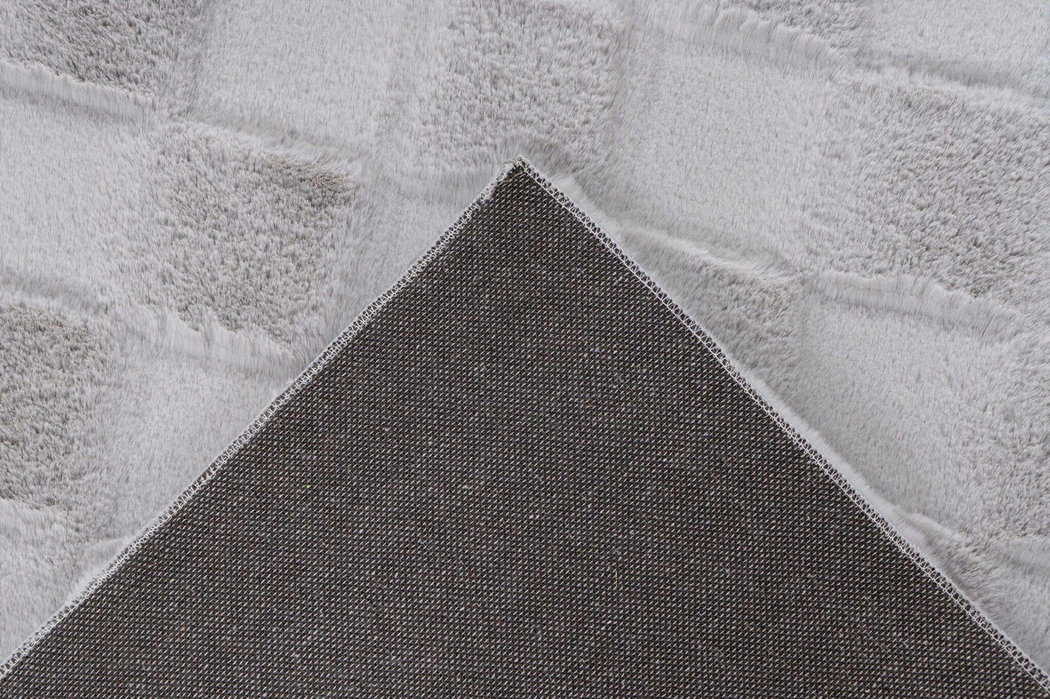 Soul Soft - Fluffy Vloerkleed - 3D Effect, Hoogpolig, 100% Polyester, Super Soft Touch - Zilver