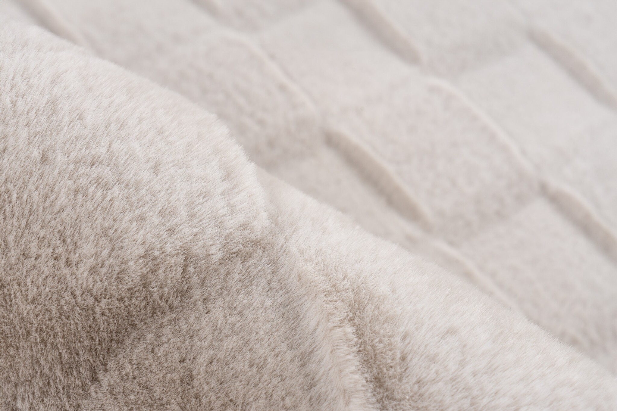 Soul Soft - Fluffy Vloerkleed - 3D Effect, Hoogpolig, 100% Polyester, Super Soft Touch - Licht Taupe