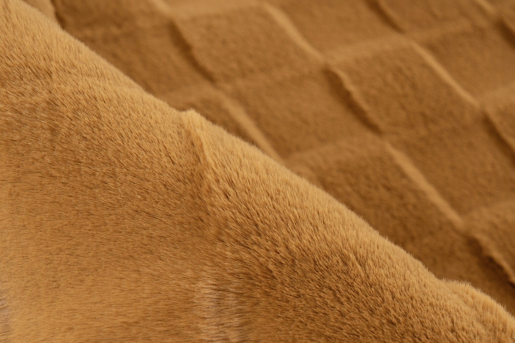 Soul Soft - Fluffy Vloerkleed - 3D Effect, Hoogpolig, 100% Polyester, Super Soft Touch - Geel Goud