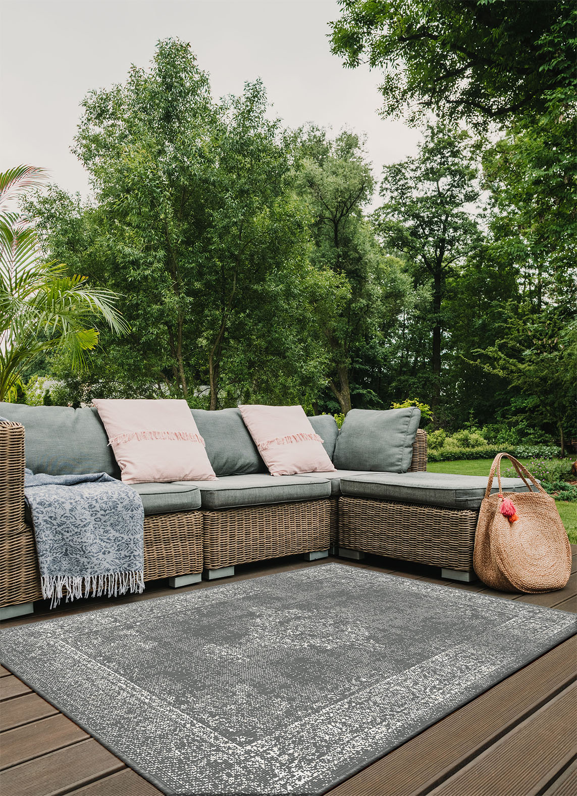 Brussels Vintage Buitenkleed – Indoor & Outdoor Vloerkleed – Tuinkleed, Balkonkleed – Zilver Grijs