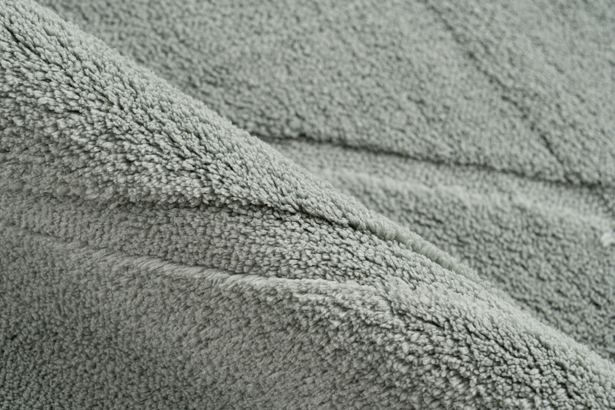 Lina Luxe Badmat – Fluffy - Hotelkwaliteit – Wasbaar & Anti-slip – 100% Polyester, Soft Touch – Groen