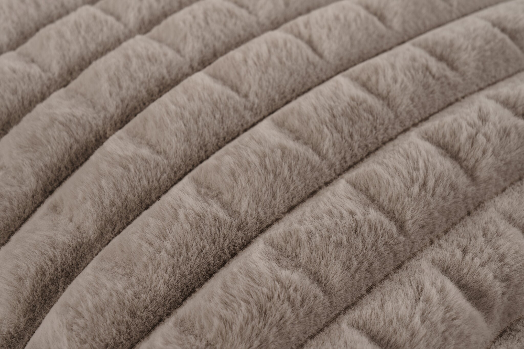 Harmony Soft - Fluffy Kussen - 3D Effect, Hoogpolig, 100% Polyester, Super Soft Touch - Taupe