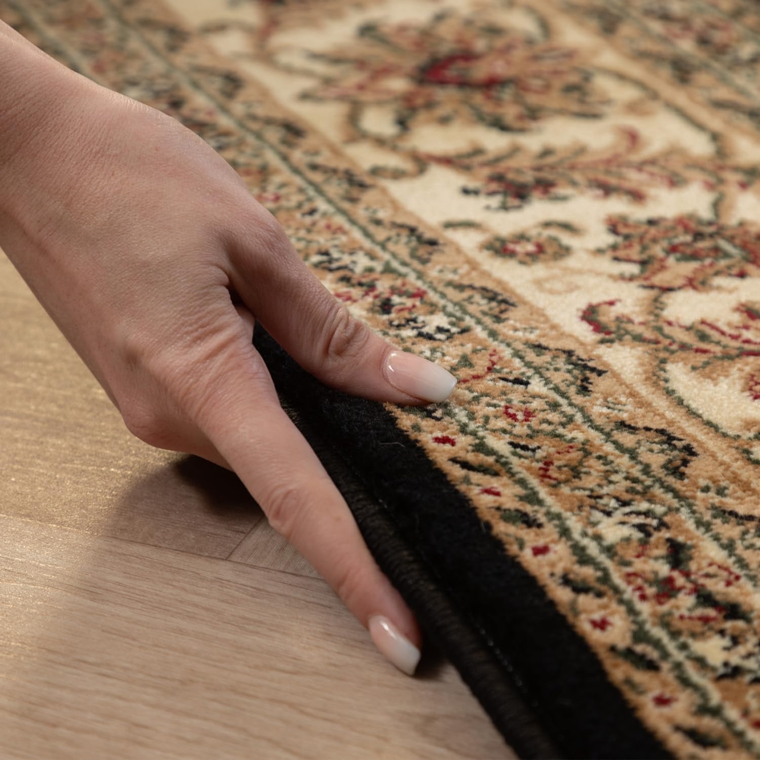 Marrakesh Nimrud Oosters Vloerkleed Zwart – Laagpolig Tapijt