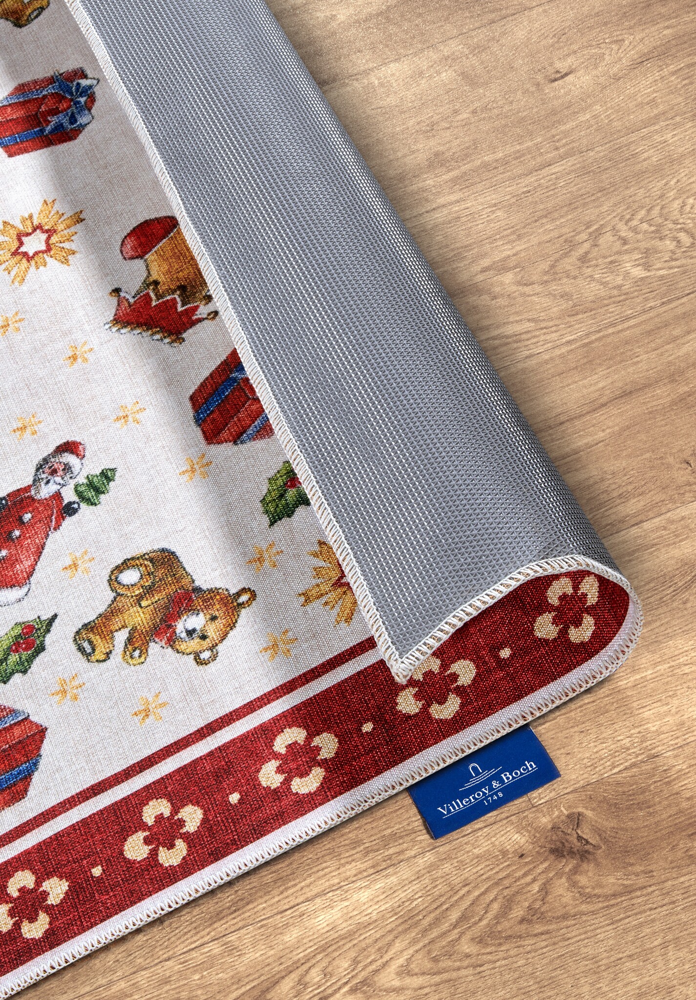 Villeroy & Boch Toy’s Delight Vloerkleed Nostalgisch Rood Multicolor