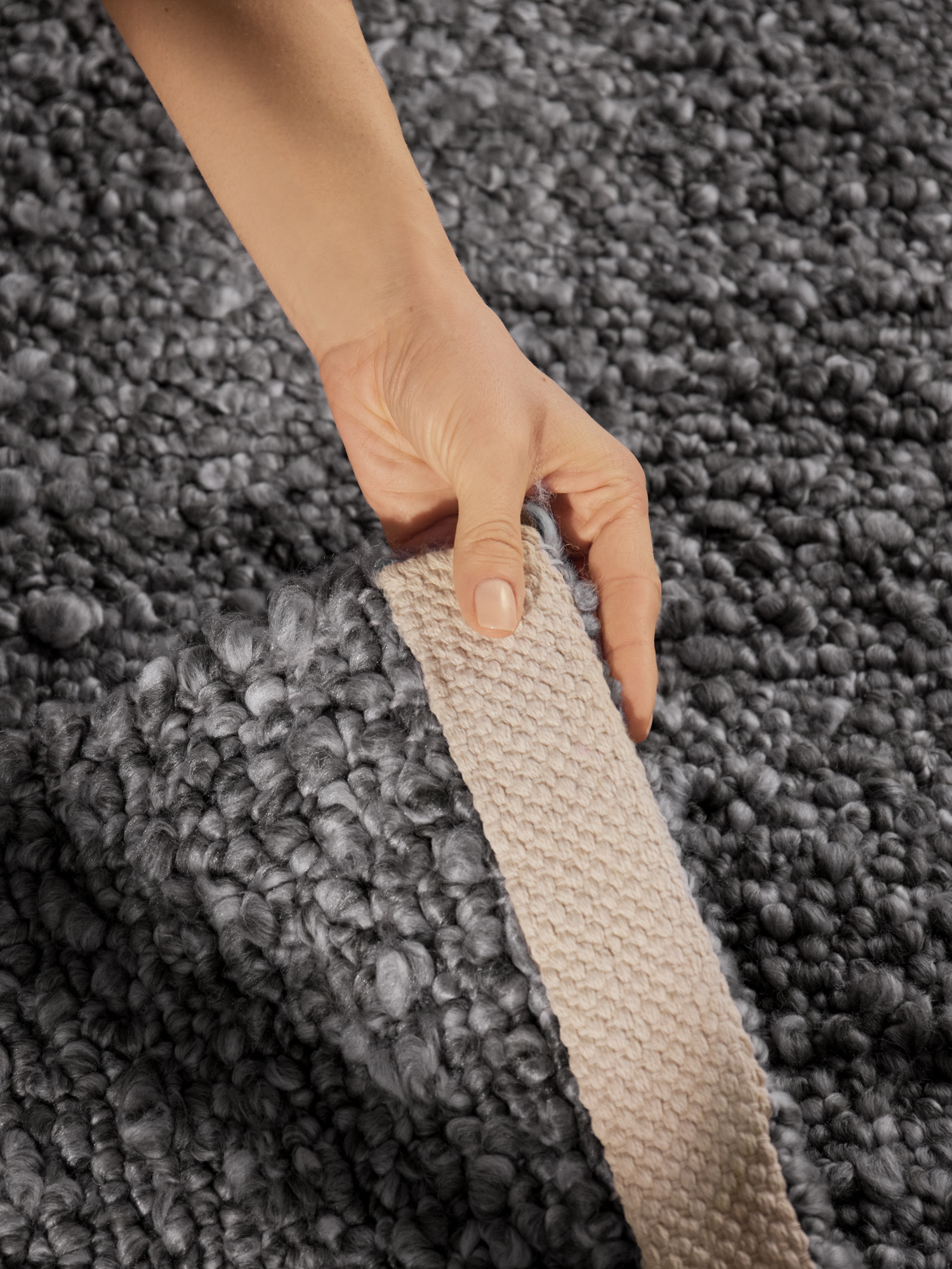 Ted Baker Notting Hill Soft Polyester Vloerkleed Grijs