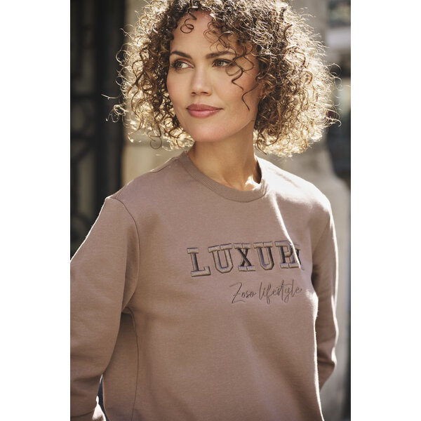Zoso Luxury Embroidery Sweater 