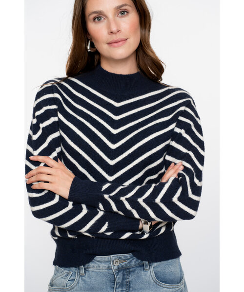Geisha Geisha Pull Stripes Turtleneck