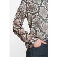 Geisha Blouse Animal Black Sand
