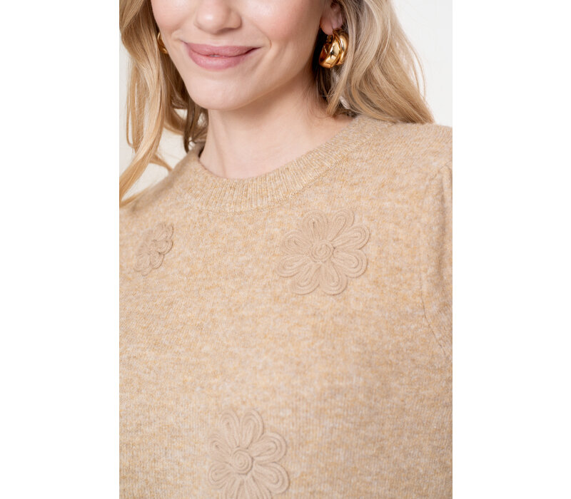 Geisha Pullover Flower Sand