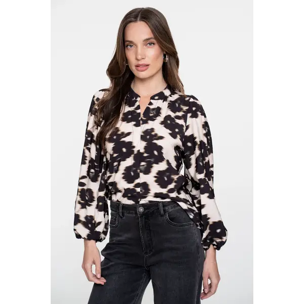 Geisha Blouse Flowers 