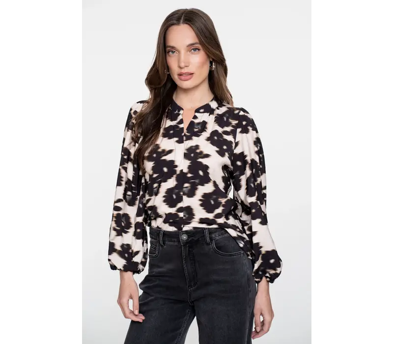 Geisha Blouse Flowers White