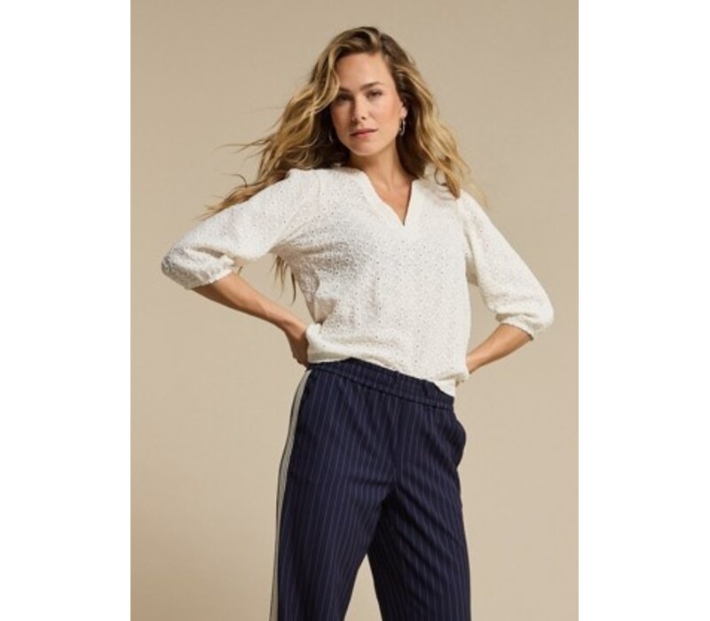 Red Button Top Ajour Ecru