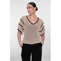 Geisha Pullover Raglan V-Neck Light Sand Black
