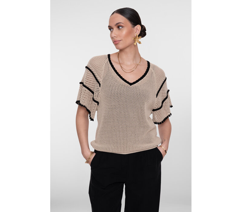 Geisha Pullover Raglan V-Neck Light Sand Black