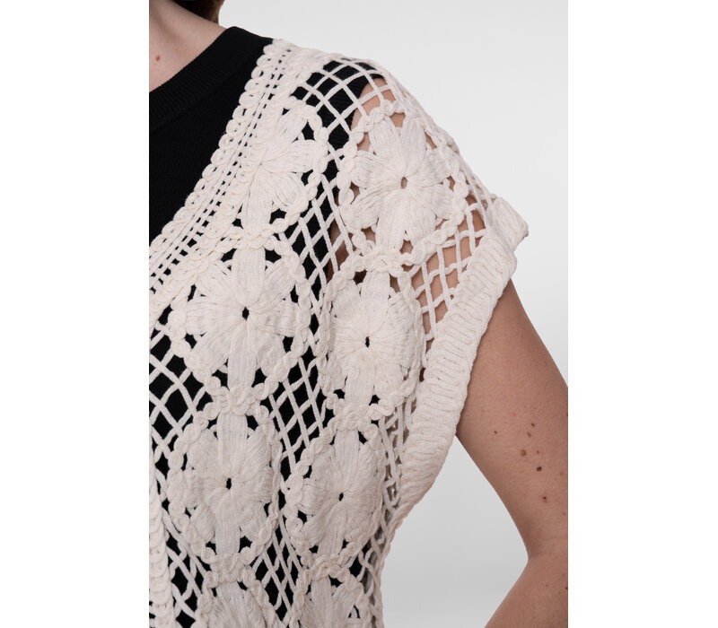 Geisha Vest Crochet Ecru