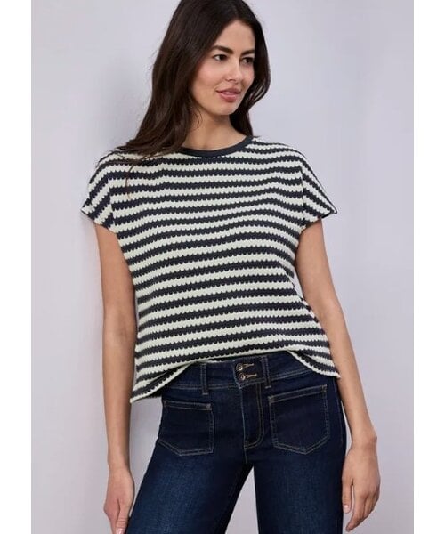 StreetOne Street One Christa Structure