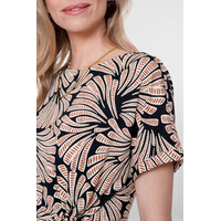 Geisha Blouse Black Brown