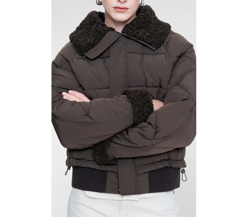 Geisha Jacket Teddy Collar Dark Brown