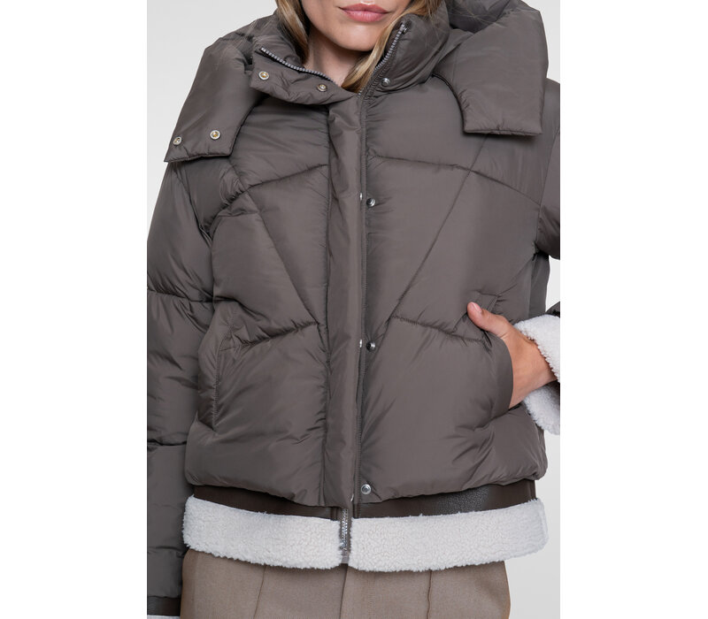 Geisha Jacket Short with Teddy Brown