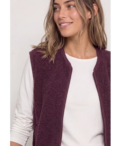StreetOne Street One Short Teddy Vest Corduroy Details