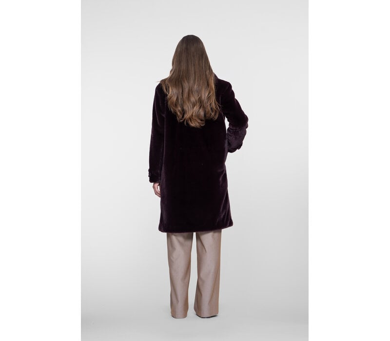Geisha Coat Long Fur Burgundy