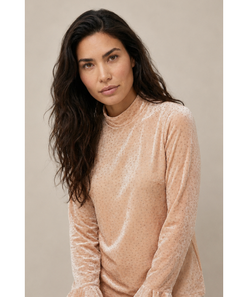 Helena Hart Helena Hart Pull Paillet