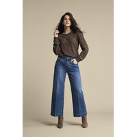 Red Button Top Lace Mud