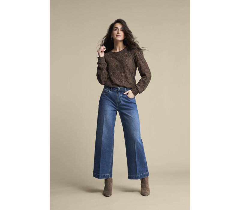 Red Button Top Lace Mud