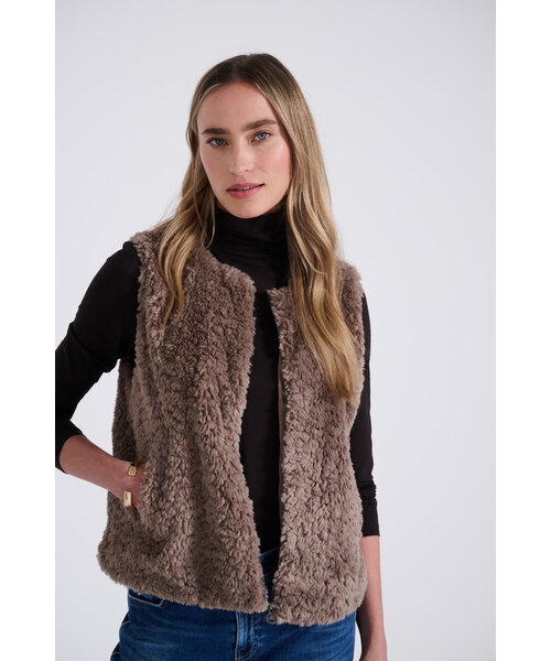 StreetOne Street One Short Fake Fur Vest