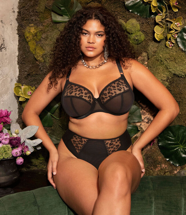 Namrah High Leg Slip - Jet