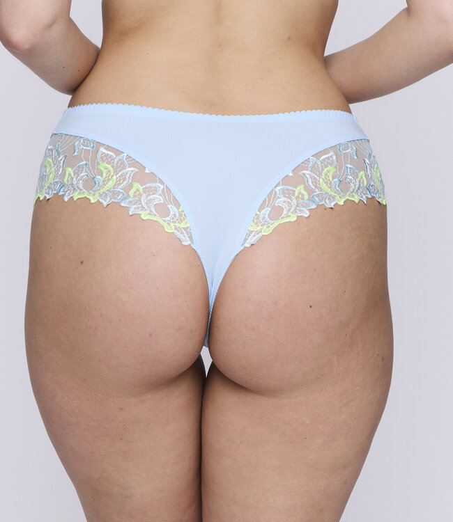 Deauville Luxe String - Milky Blue