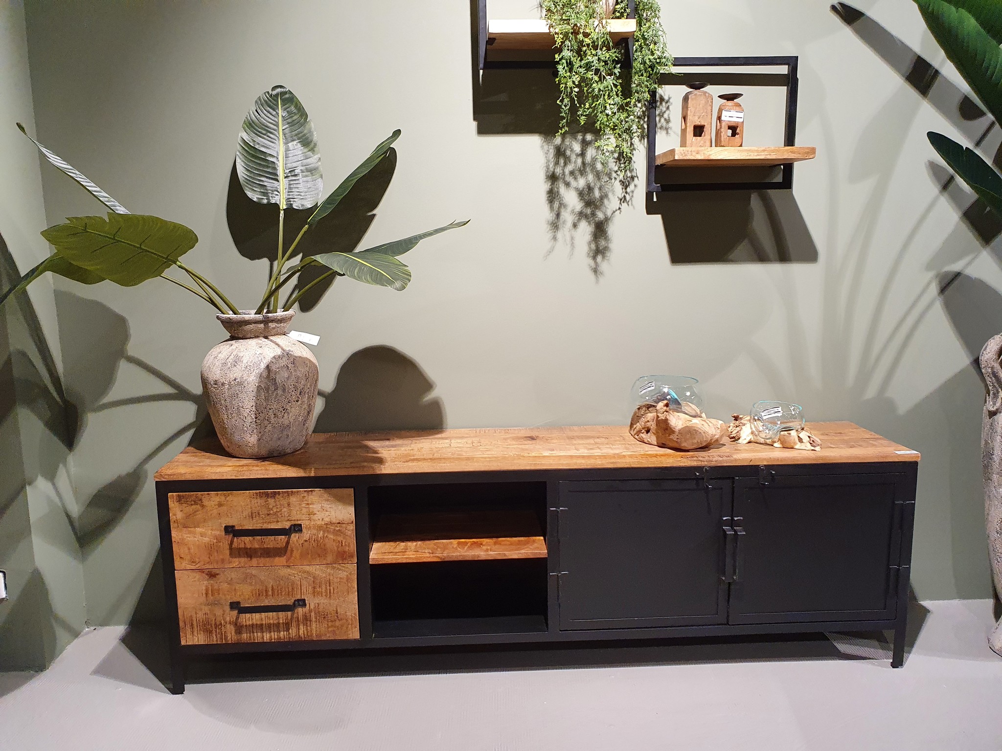 Habitat transactie optillen Tv meubel Lizzy mango - Gratis thuisbezorgd - Houten Meubel Outlet