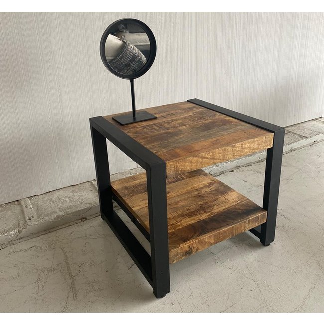 Benoa Bijzettafel industrieel Bas mango met staal