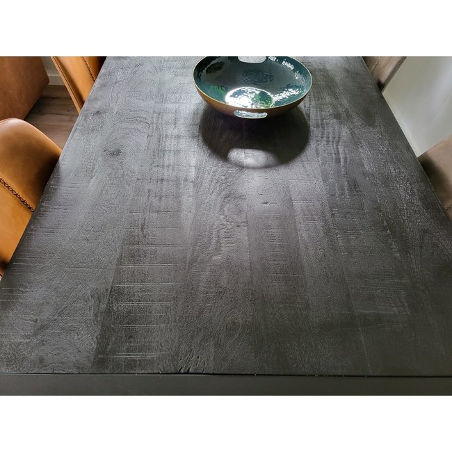 Benoa Eettafel Zwart Mango - verkrijgbaar in 5 afmetingen