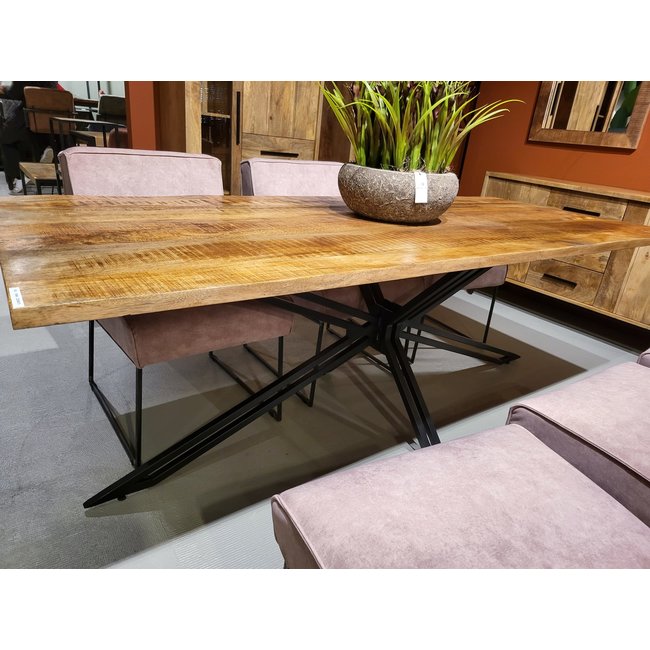 Benoa Eetkamertafel Yana mango - diverse afmetingen