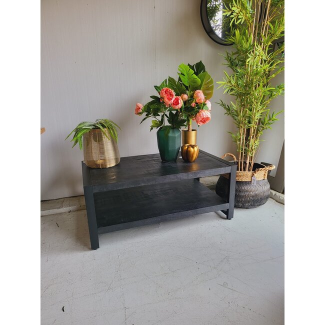 Benoa Salontafel Industrial Zwart Mango met onderblad
