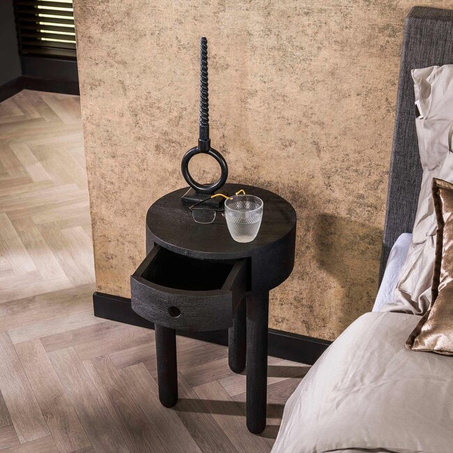WoonStijl Nachtkastje Round zwart acacia met 1 lade