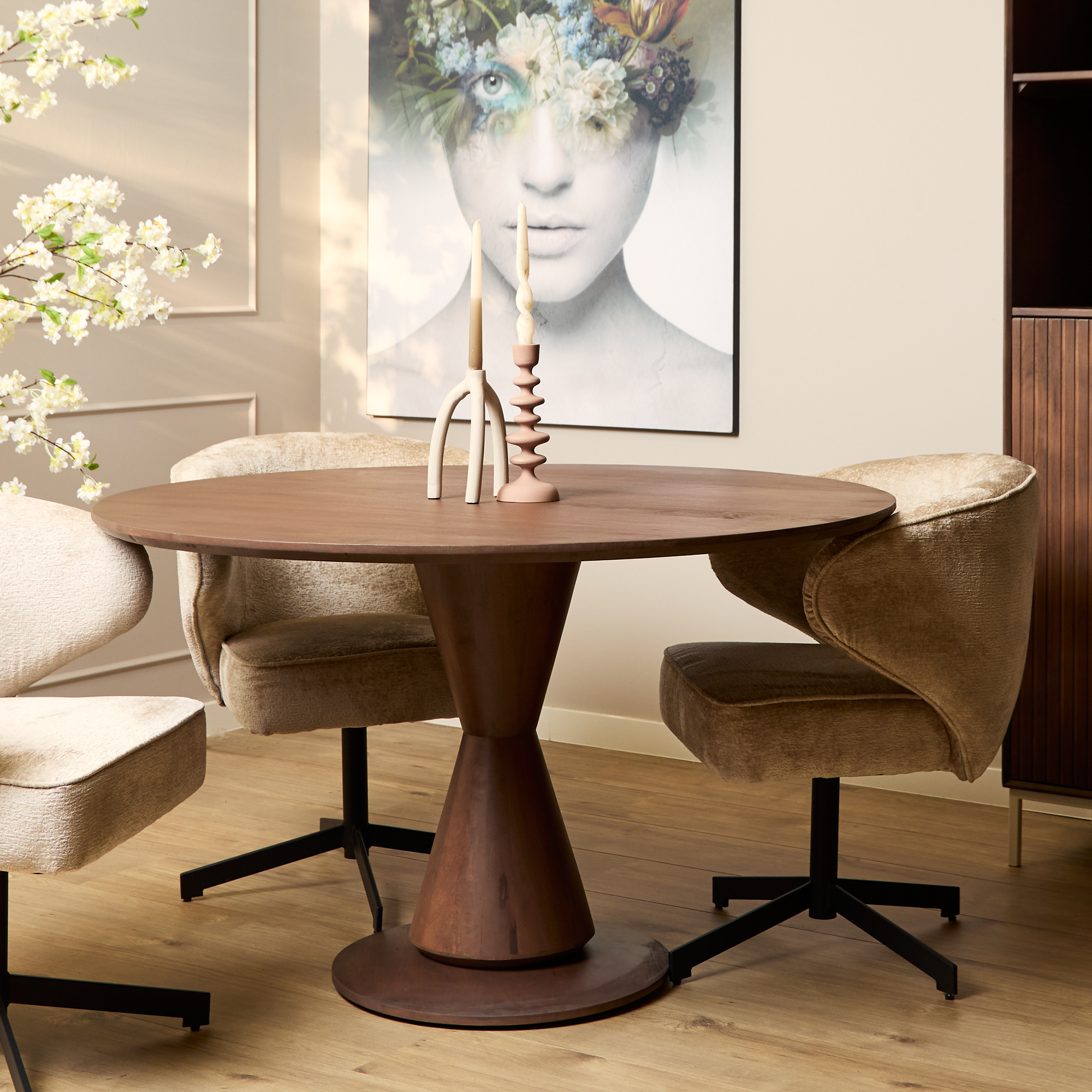 Ronde Mangohouten Eettafels | Warm & Sfeervol | Houten Meubel Outlet