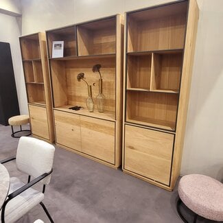 Nijwie Oulu boekenkast rechtsdraaiend met 1 deur en 4 open vakken Naturel eiken