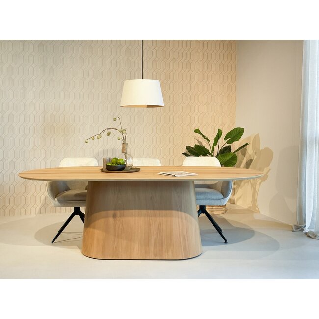 Livingfurn Eetkamertafel Novero 230cm